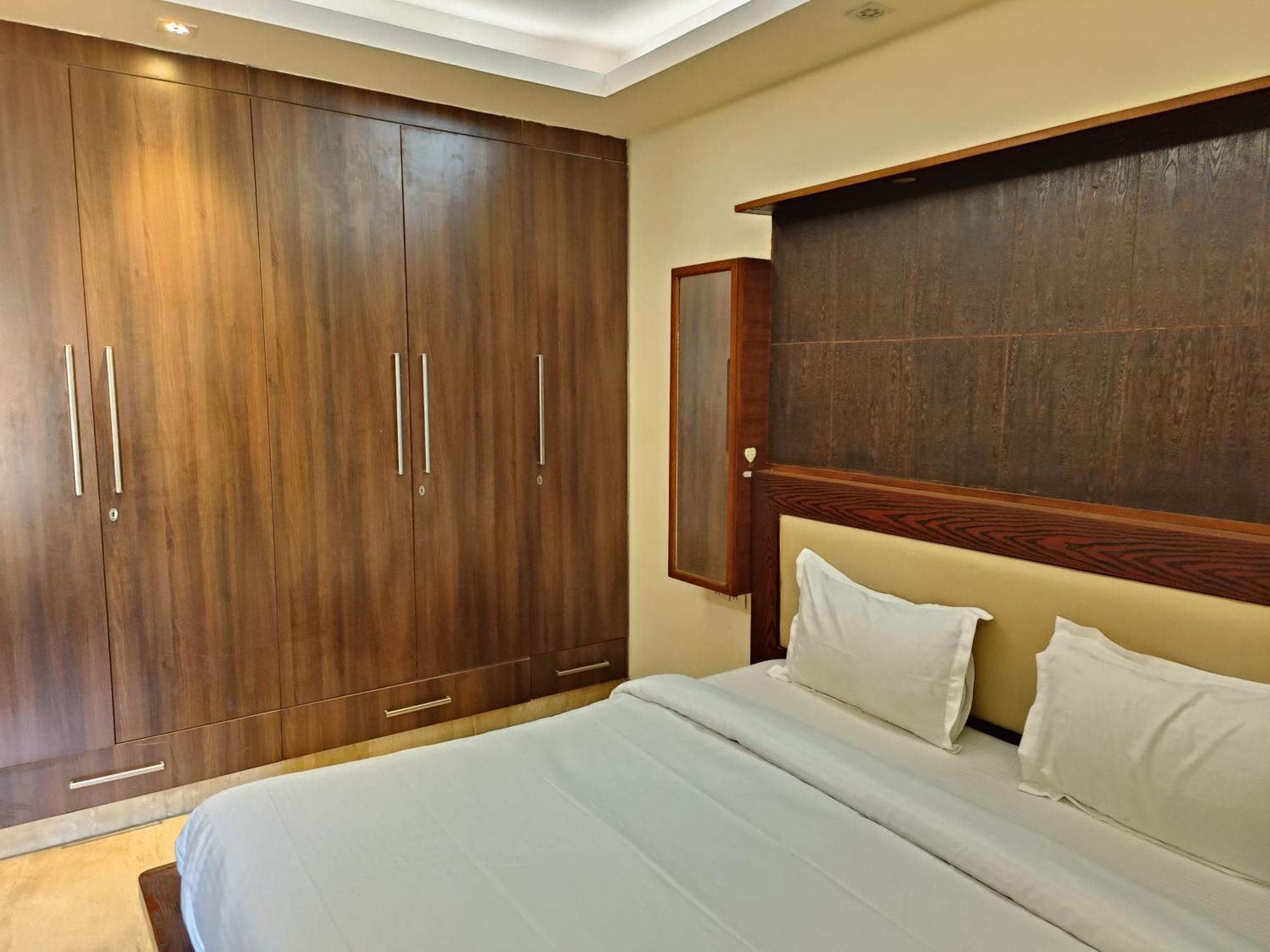 Greenleaf Apartment And Suites, Greater Kailash 1 Nuova Delhi Esterno foto
